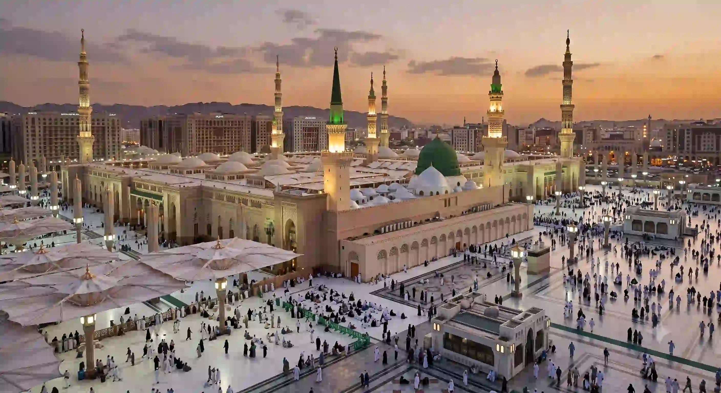 7-Day Private 5+4 Star Umrah Package | Tooba Travels